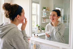 Jenis Skincare yang Ampuh Untuk Remaja